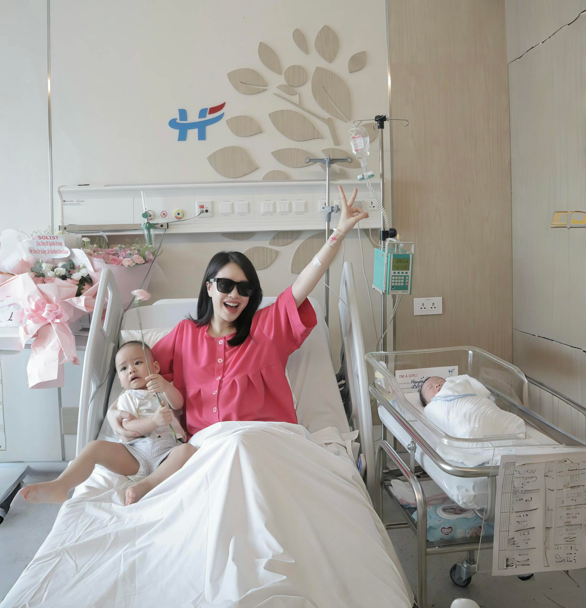 4 cô công chúa nhỏ tuổi Ất Tỵ: Vừa cất tiếng khóc đã là "ái nữ bỏ xa vạch đích", hay "gái hôm Rằm" đáo để từ trong bụng mẹ- Ảnh 9.