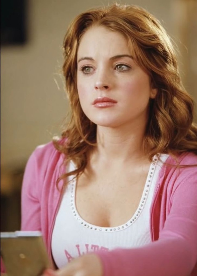 Thời kỳ đỉnh cao nhan sắc của Lindsay Lohan: Hot girl đích thực, "nữ hoàng tuổi teen" không đối thủ chính là đây!- Ảnh 5.