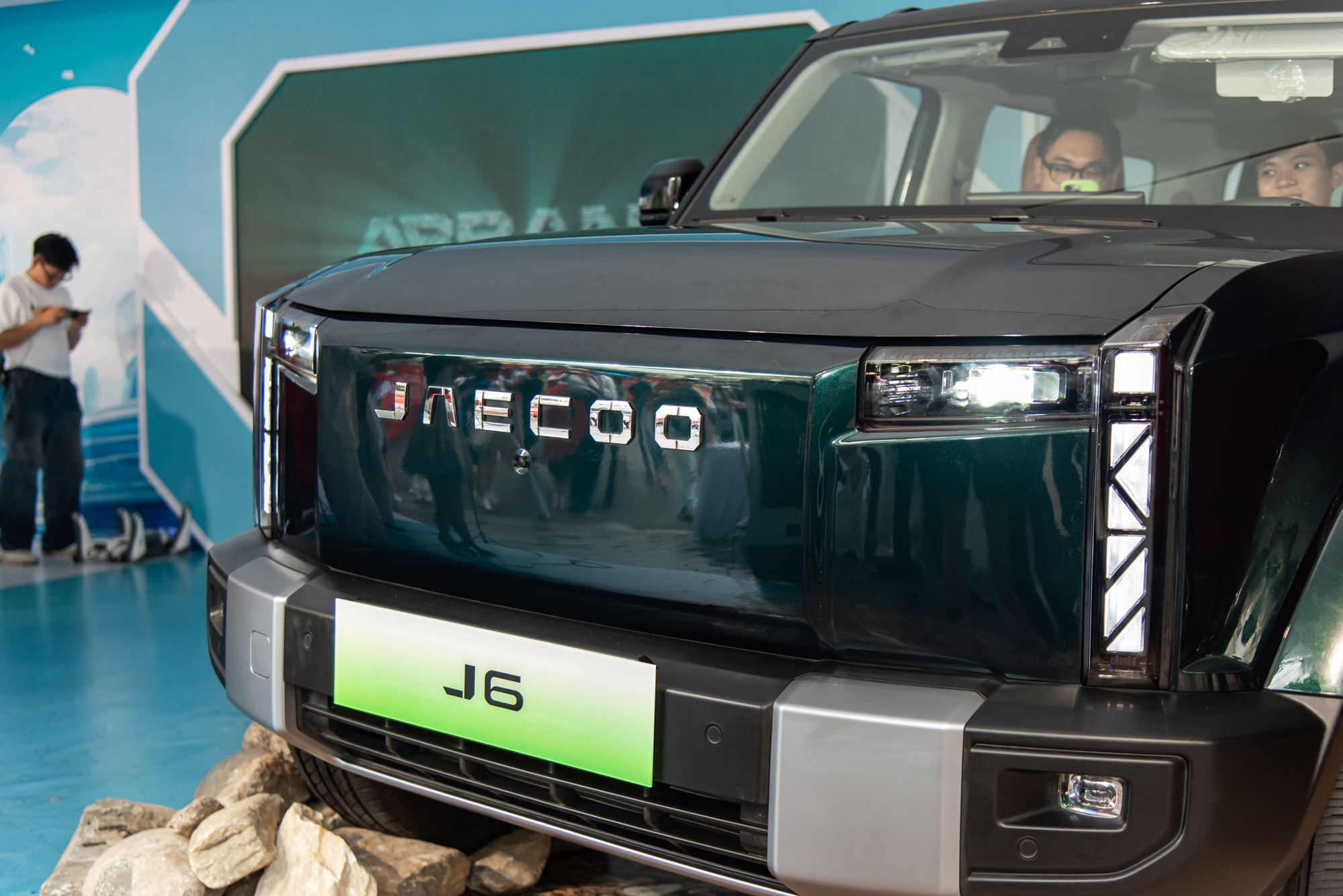Chi tiết Jaecoo J6 tại Việt Nam: Là bản 2 cầu, đi được hơn 400km/lần sạc, giá dự kiến 1 tỷ đồng- Ảnh 3.