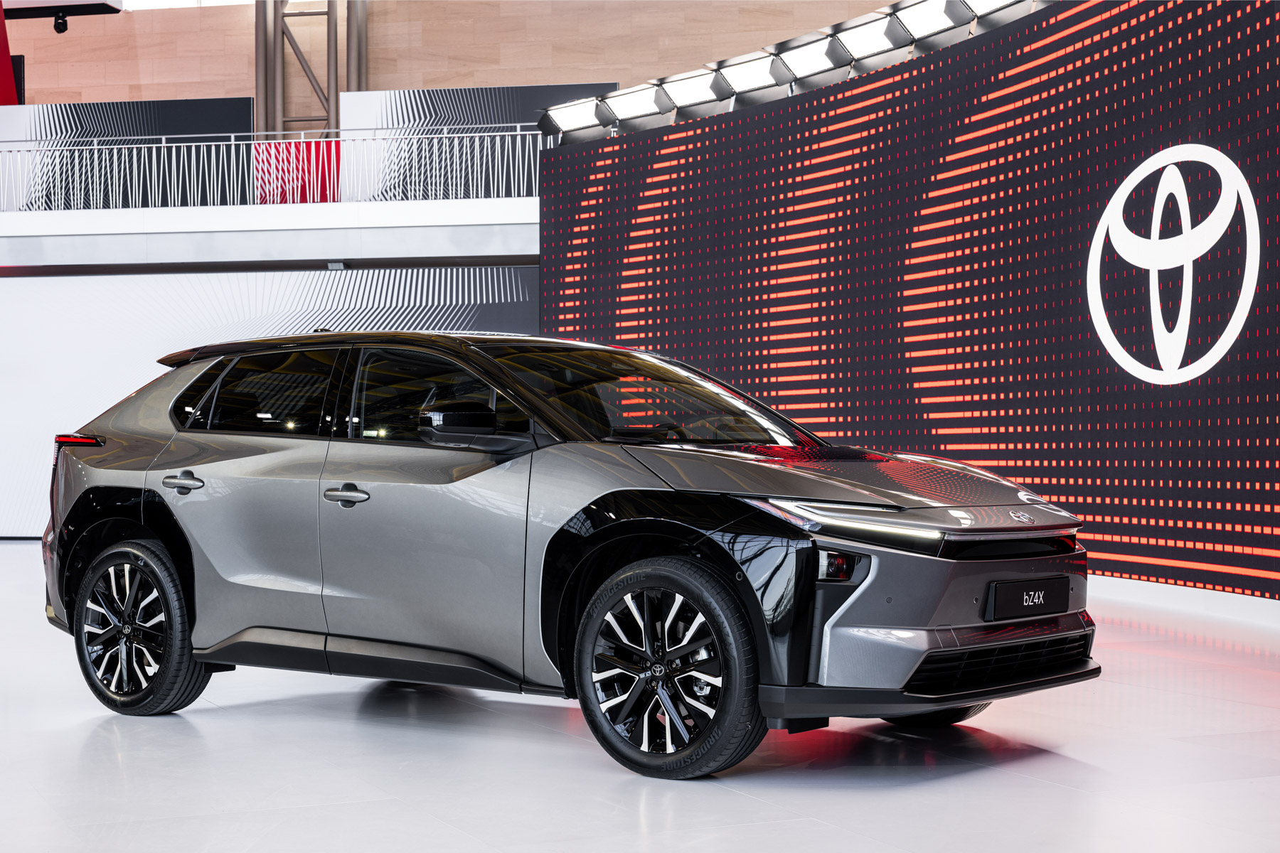 Toyota bZ4X rộng cửa về Việt Nam hơn: Lắp cùng nơi với Yaris Cross, dễ có giá ‘mềm’ nếu đáp ứng một điều kiện- Ảnh 1.