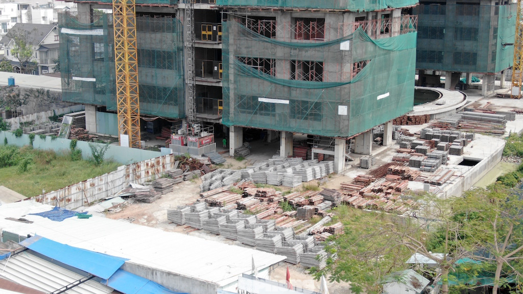 Cảnh tả tơi ở dự án Kingsway Tower, lừa bán cho gần 500 khách hàng- Ảnh 9.