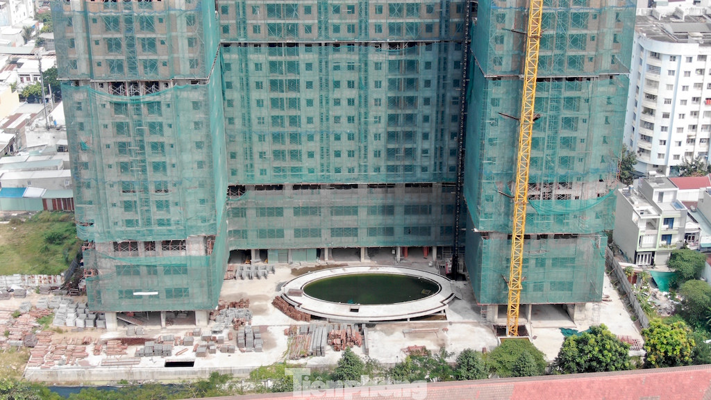 Cảnh tả tơi ở dự án Kingsway Tower, lừa bán cho gần 500 khách hàng- Ảnh 7.