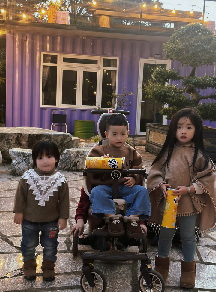 Cặp đôi Đà Nẵng gây sốt mạng khi 3 con đều sinh thường vào ngày 5/9- Ảnh 6.