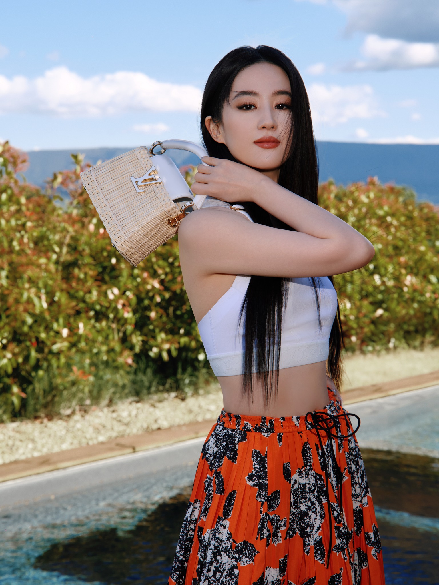 Lưu Diệc Phi lại làm mình làm mẩy, huỷ ngang sự kiện khiến BTC điêu đứng?- Ảnh 2. Lưu Diệc Phi lại làm mình làm mẩy, huỷ ngang sự kiện khiến BTC điêu đứng?- Ảnh 2.