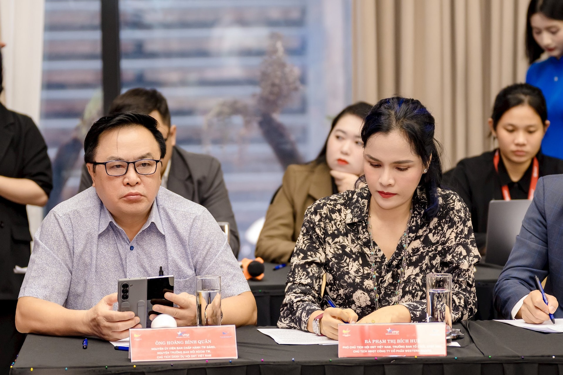 Sở hữu quỹ đất hàng nghìn ha, "nữ tướng" BĐS khu công nghiệp Phạm Thị Bích Huệ xung phong tham gia 'sandbox' chia nhỏ lô đất cho SME- Ảnh 1.