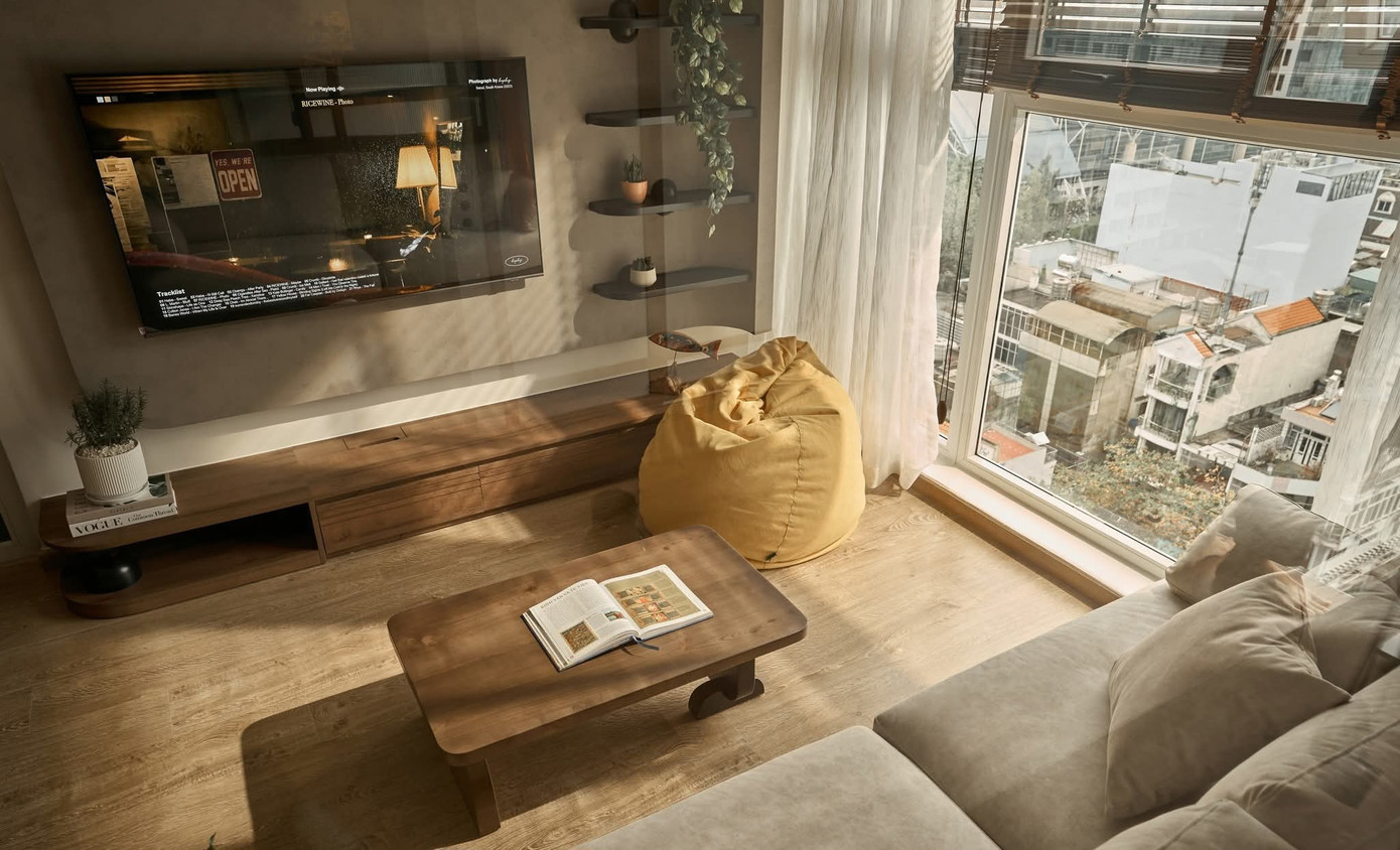 Không gian ấm cúng mộc mạc của căn hộ 62m2 hai phòng ngủ- Ảnh 2.