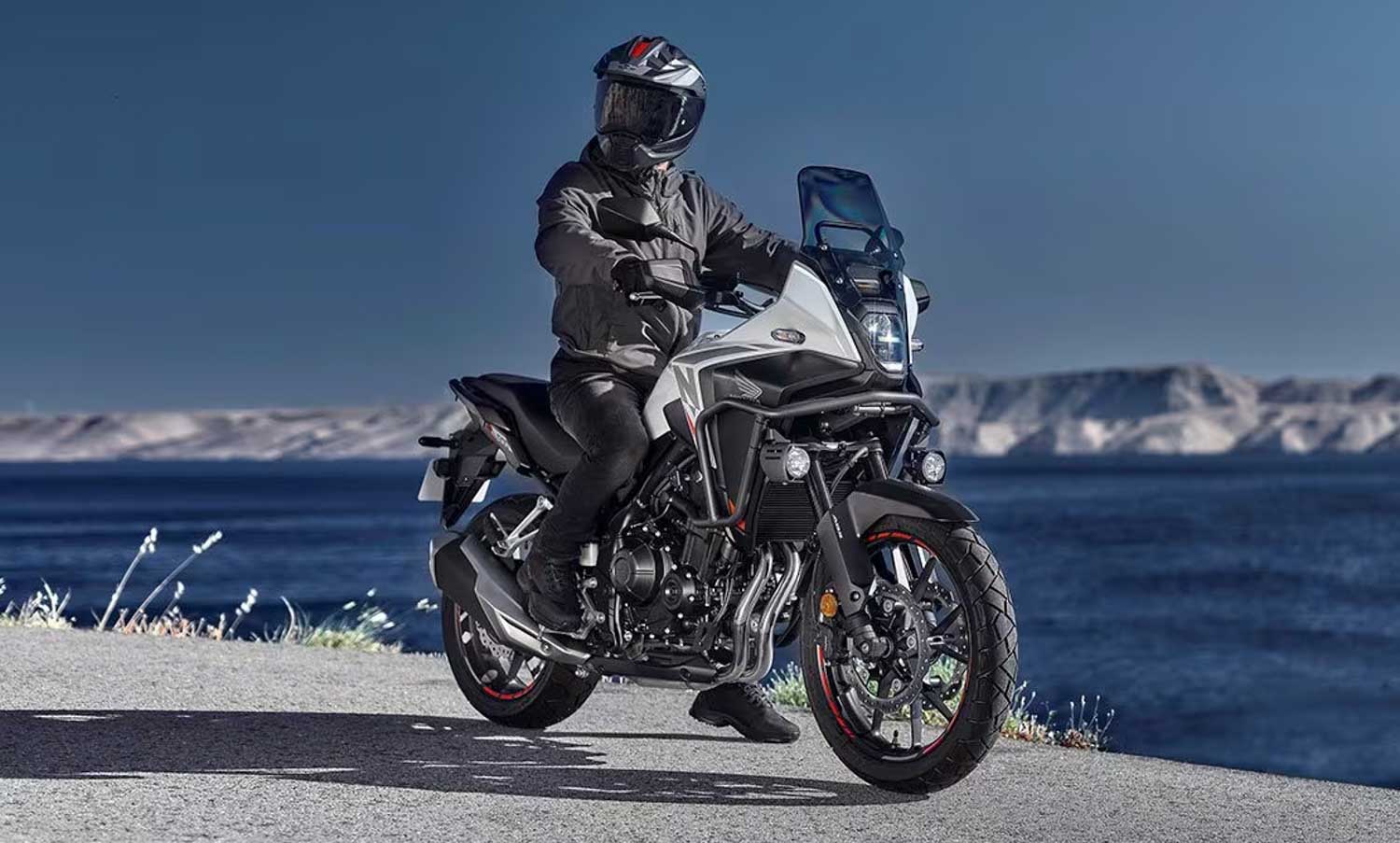 Xe Honda dân phượt thích mê đang giảm giá 22 triệu, đại lý tặng thêm nhiều quà: CSGT cũng dùng xe này- Ảnh 1. Xe Honda dân phượt thích mê đang giảm giá 22 triệu, đại lý tặng thêm nhiều quà: CSGT cũng dùng xe này- Ảnh 1.
