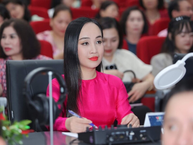 "Thị Mầu" Thu Huyền ngày nào giờ đã 50 tuổi: Có bí quyết chống già phụ nữ đã lập gia đình rất nên học hỏi- Ảnh 2.