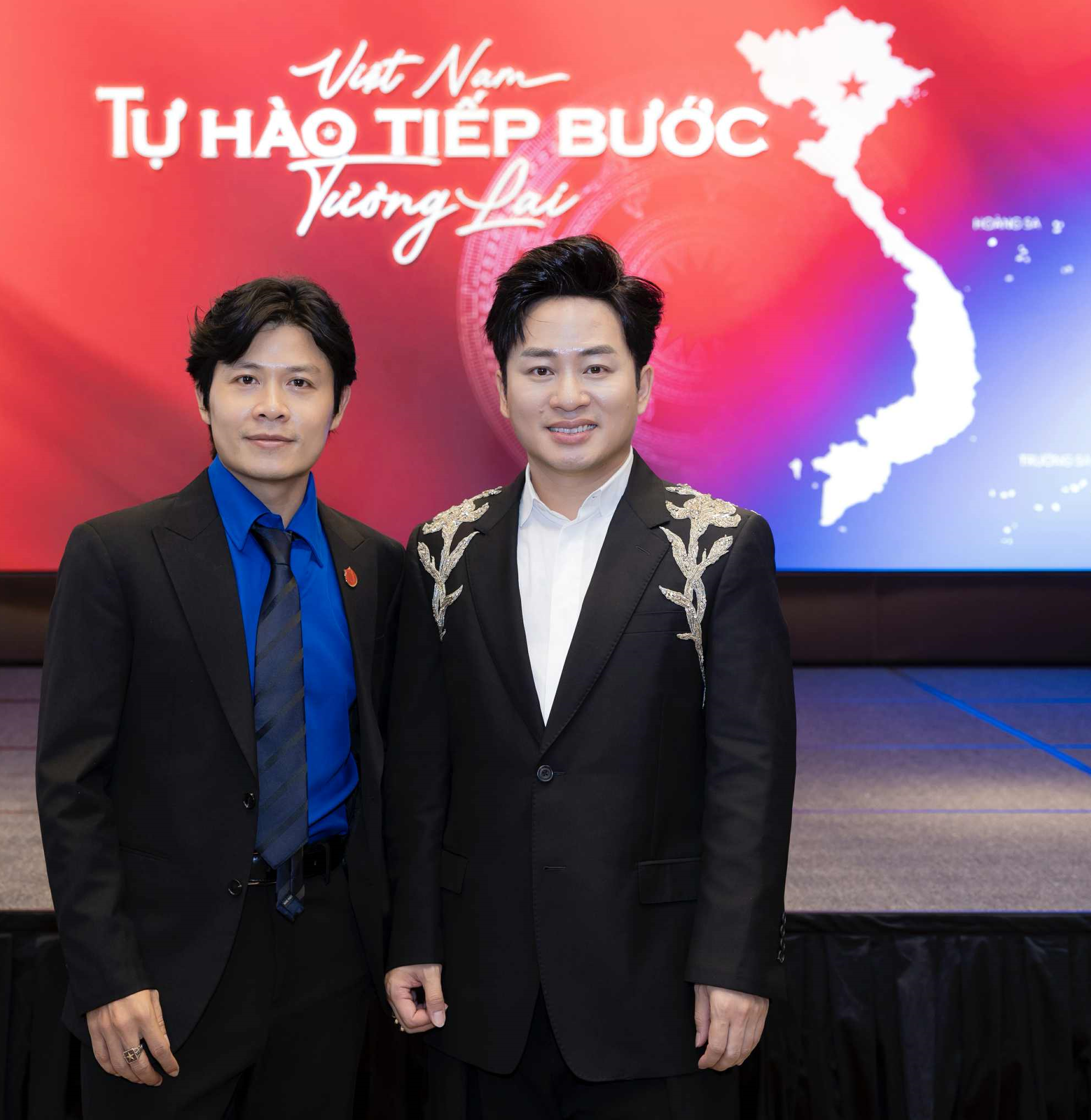 Nguyễn Văn Chung: “Tôi không viết những bài hát về quê hương đất nước với mong muốn top trending”- Ảnh 3. Nguyễn Văn Chung: “Tôi không viết những bài hát về quê hương đất nước với mong muốn top trending”- Ảnh 3.