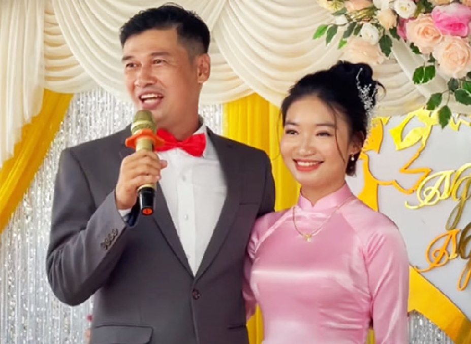 Bạn thân NSƯT Cát Tường lấy vợ kém 26 tuổi, bỏ TP.HCM về quê, làm môi giới bất động sản- Ảnh 3. Bạn thân NSƯT Cát Tường lấy vợ kém 26 tuổi, bỏ TP.HCM về quê, làm môi giới bất động sản- Ảnh 3.