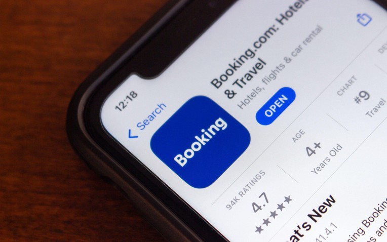 Hacker giăng bẫy người dùng Booking.com với chiêu trò lừa đảo mới- Ảnh 1.