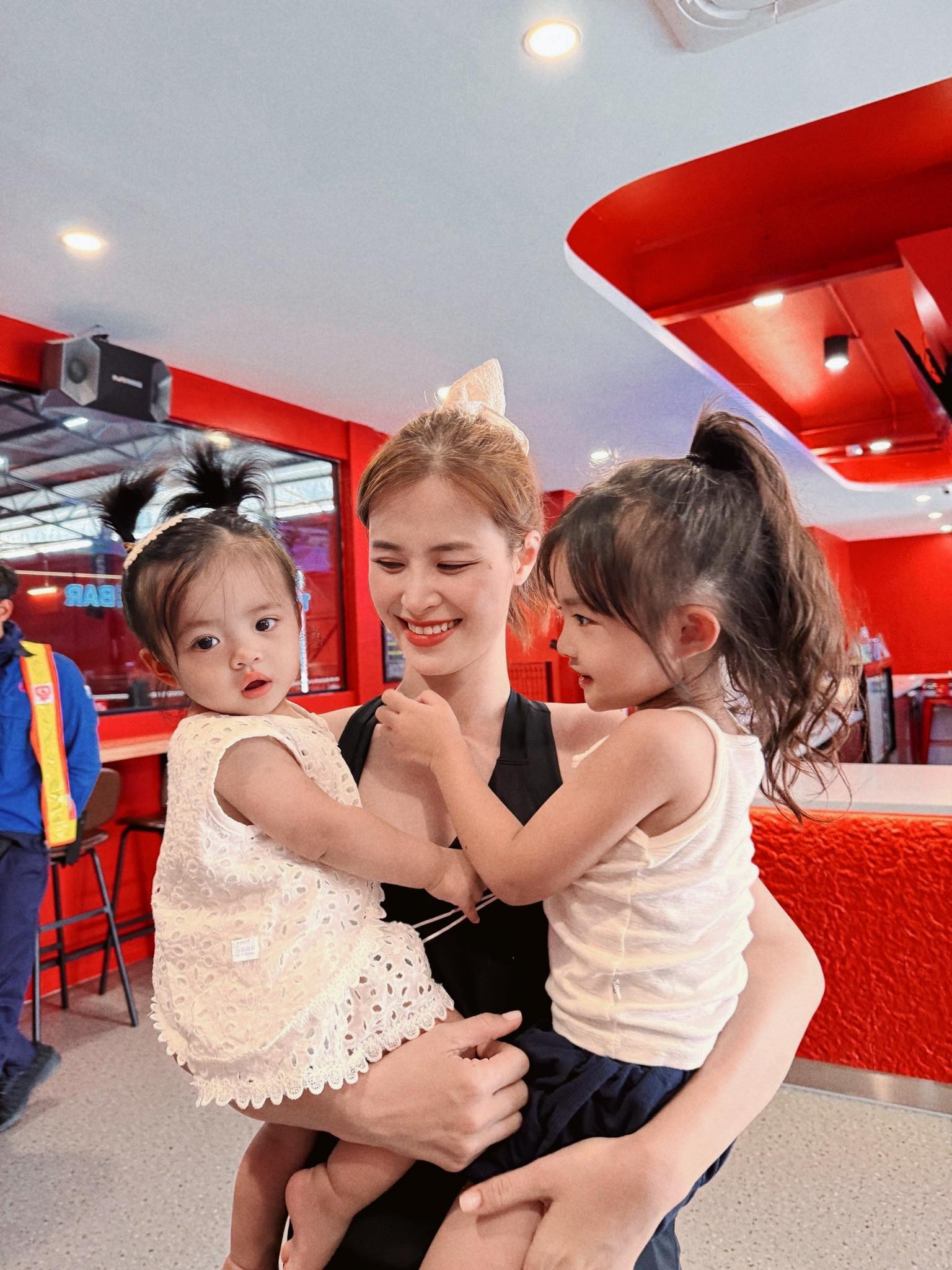 Winnie và Hannie: 2 ái nữ nhà tài phiệt xinh xắn, đáng yêu đến cỡ nào?- Ảnh 4.