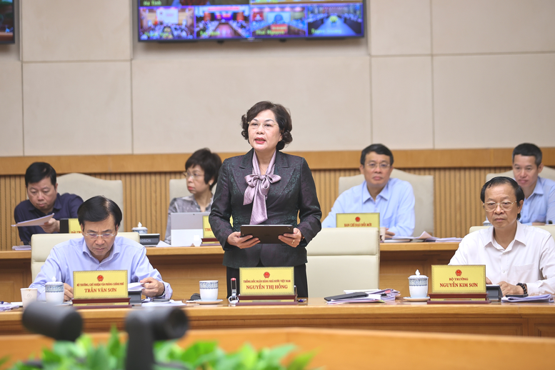 Cung tiền tăng hơn 1,3 triệu tỷ đồng từ đầu năm, Thống đốc Nguyễn Thị Hồng chỉ ra nguyên nhân cung tiền tăng mạnh- Ảnh 2. Cung tiền tăng hơn 1,3 triệu tỷ đồng từ đầu năm, Thống đốc Nguyễn Thị Hồng chỉ ra nguyên nhân cung tiền tăng mạnh- Ảnh 2.