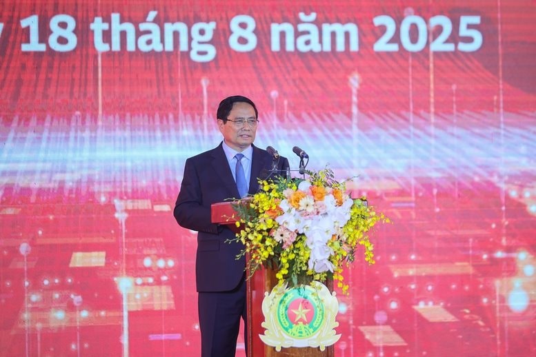 Làm việc liên tục 24/7, 3 ca 4 kíp, dự án quan trọng hoàn thành chỉ trong 9 tháng, tiết kiệm cho ngân sách hơn 1.000 tỷ đồng- Ảnh 1. Làm việc liên tục 24/7, 3 ca 4 kíp, dự án quan trọng hoàn thành chỉ trong 9 tháng, tiết kiệm cho ngân sách hơn 1.000 tỷ đồng- Ảnh 1.