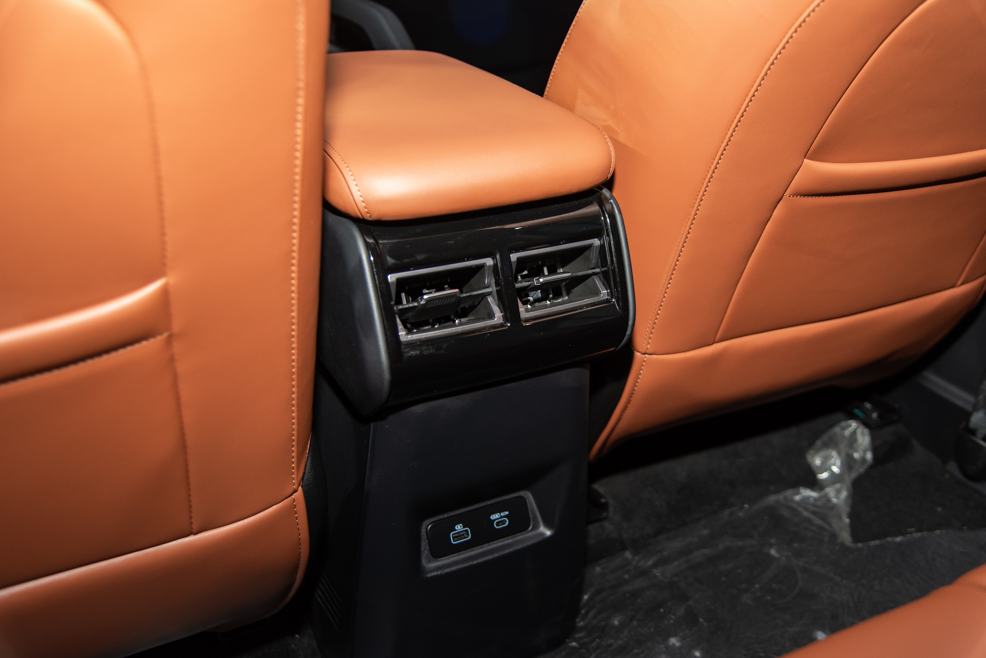 Chi tiết Jaecoo J6 tại Việt Nam: Là bản 2 cầu, đi được hơn 400km/lần sạc, giá dự kiến 1 tỷ đồng- Ảnh 18.