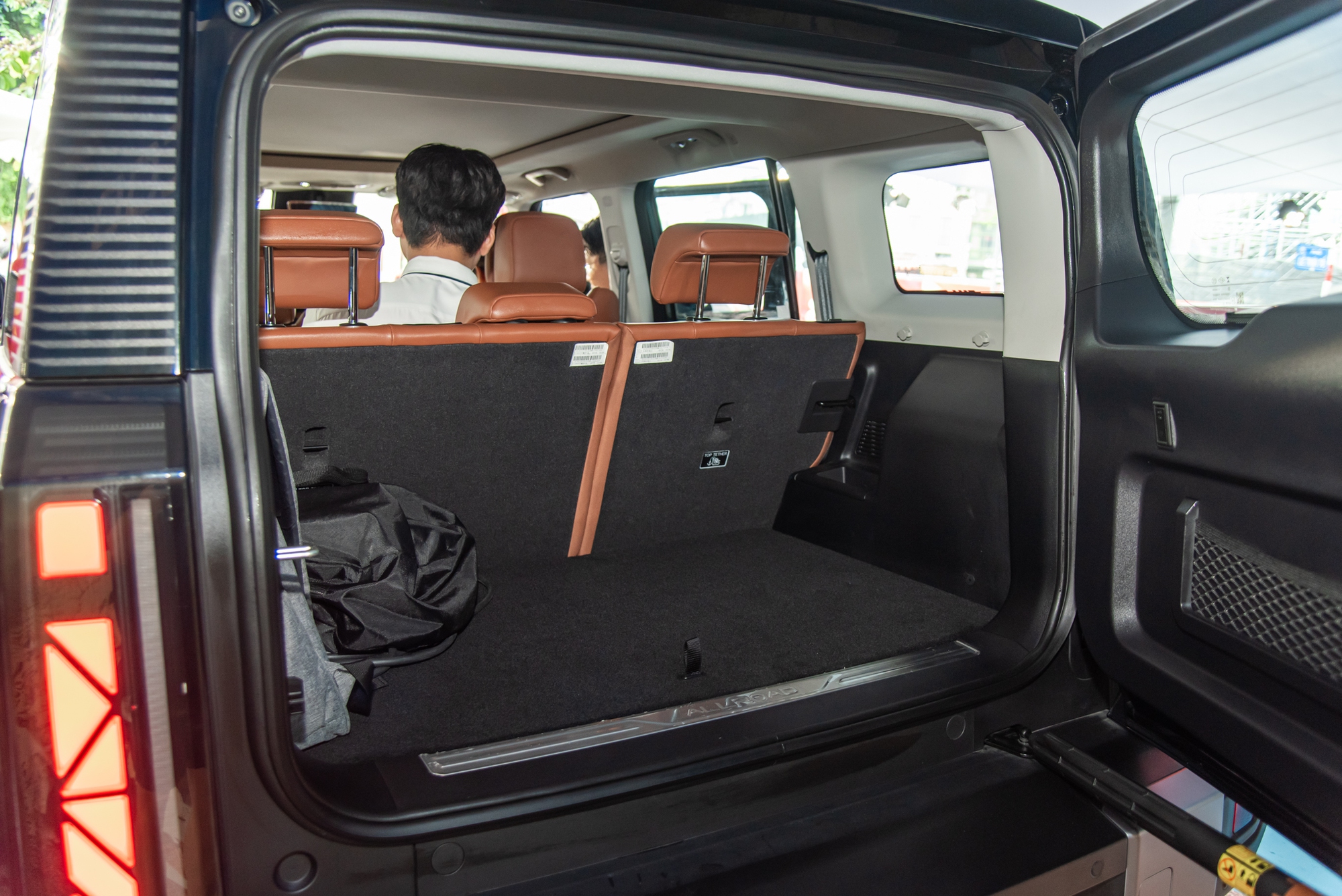 Chi tiết Jaecoo J6 tại Việt Nam: Là bản 2 cầu, đi được hơn 400km/lần sạc, giá dự kiến 1 tỷ đồng- Ảnh 10.