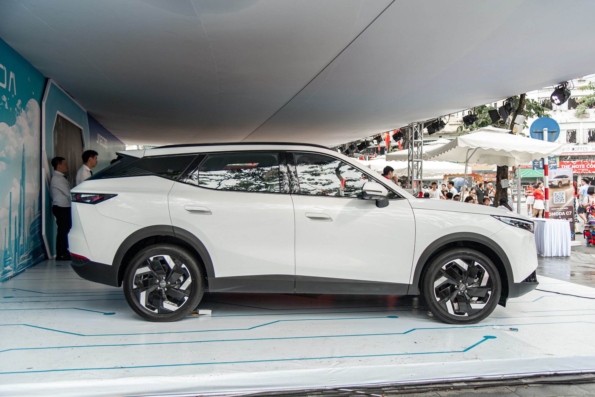 Chi tiết Omoda C7 tại Việt Nam: Đấu trực tiếp CR-V hybrid, giá dự kiến từ 839 triệu đồng- Ảnh 2.