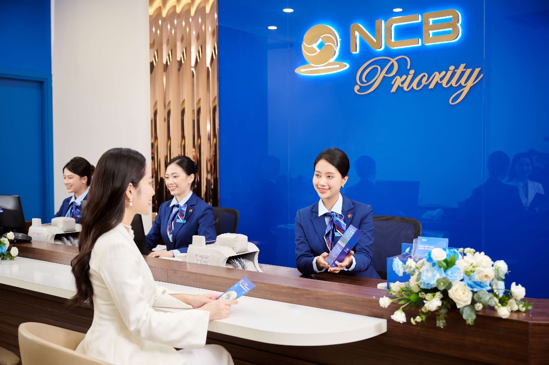 NCB ra mắt thẻ visa Tự Hào mừng kỷ niệm 80 năm Quốc Khánh- Ảnh 2.
