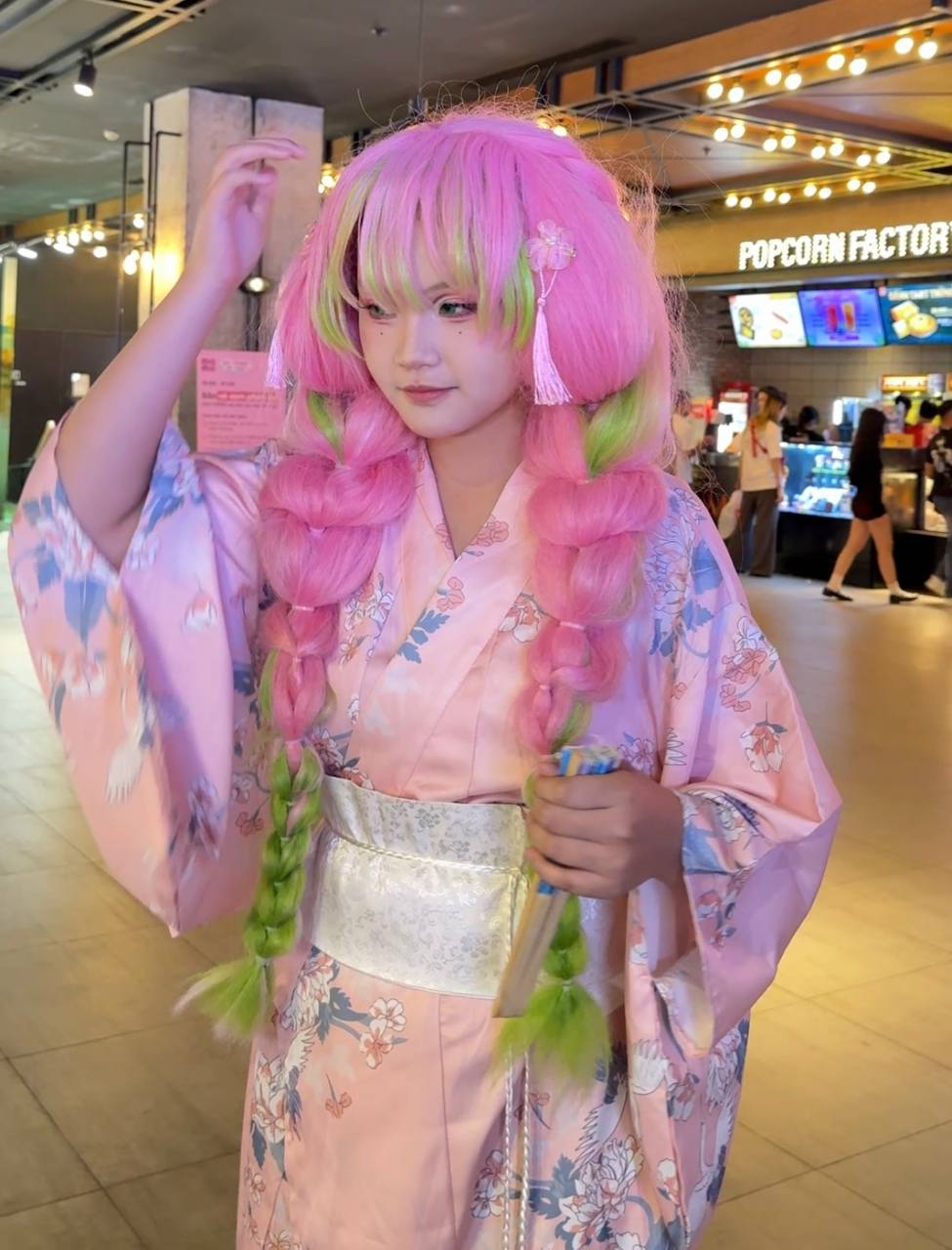 HOT nhất lúc này: Rạp phim Việt biến thành đại hội cosplay, 1 bom tấn cháy vé đến mức netizen đòi “vô hạn suất chiếu”- Ảnh 3.