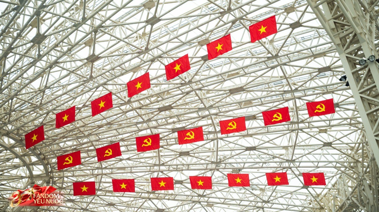 “Mục sở thị” nơi diễn ra triển lãm đặc biệt mừng Quốc khánh: Không gian hoành tráng nhất Việt Nam đang tất bật hoàn thiện trước giờ G- Ảnh 5.