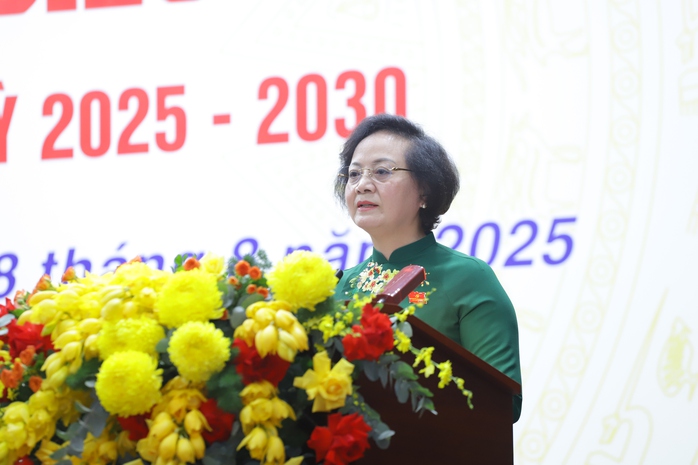 Bà Phạm Thị Thanh Trà được chỉ định làm Bí thư Đảng ủy Bộ Nội vụ- Ảnh 2. Bà Phạm Thị Thanh Trà được chỉ định làm Bí thư Đảng ủy Bộ Nội vụ- Ảnh 2.
