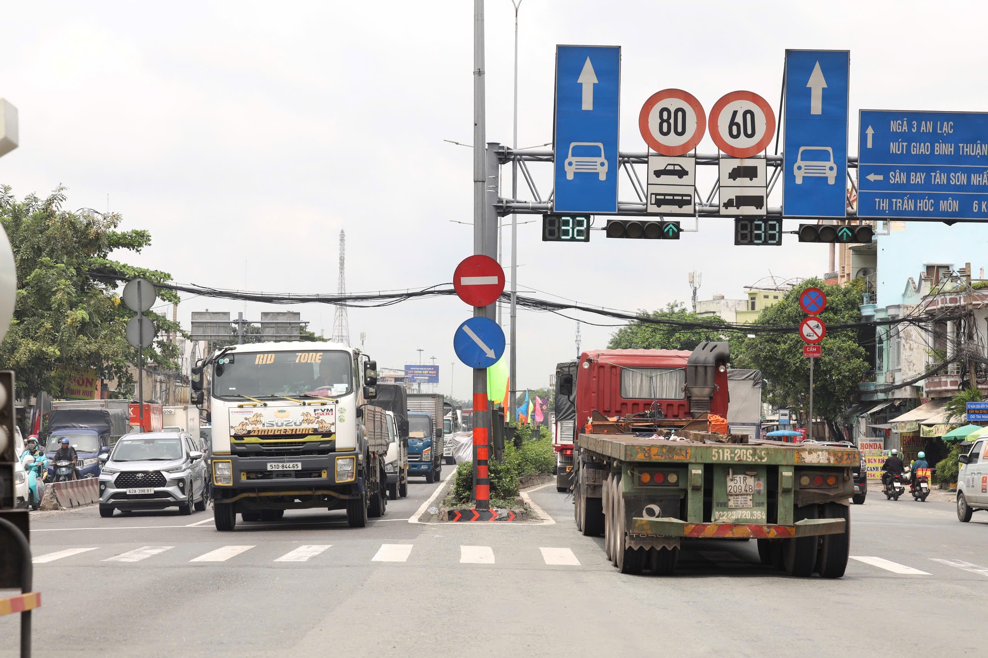 Hình ảnh Ngã tư Đình trước giờ G khởi công cầu vượt- Ảnh 2.