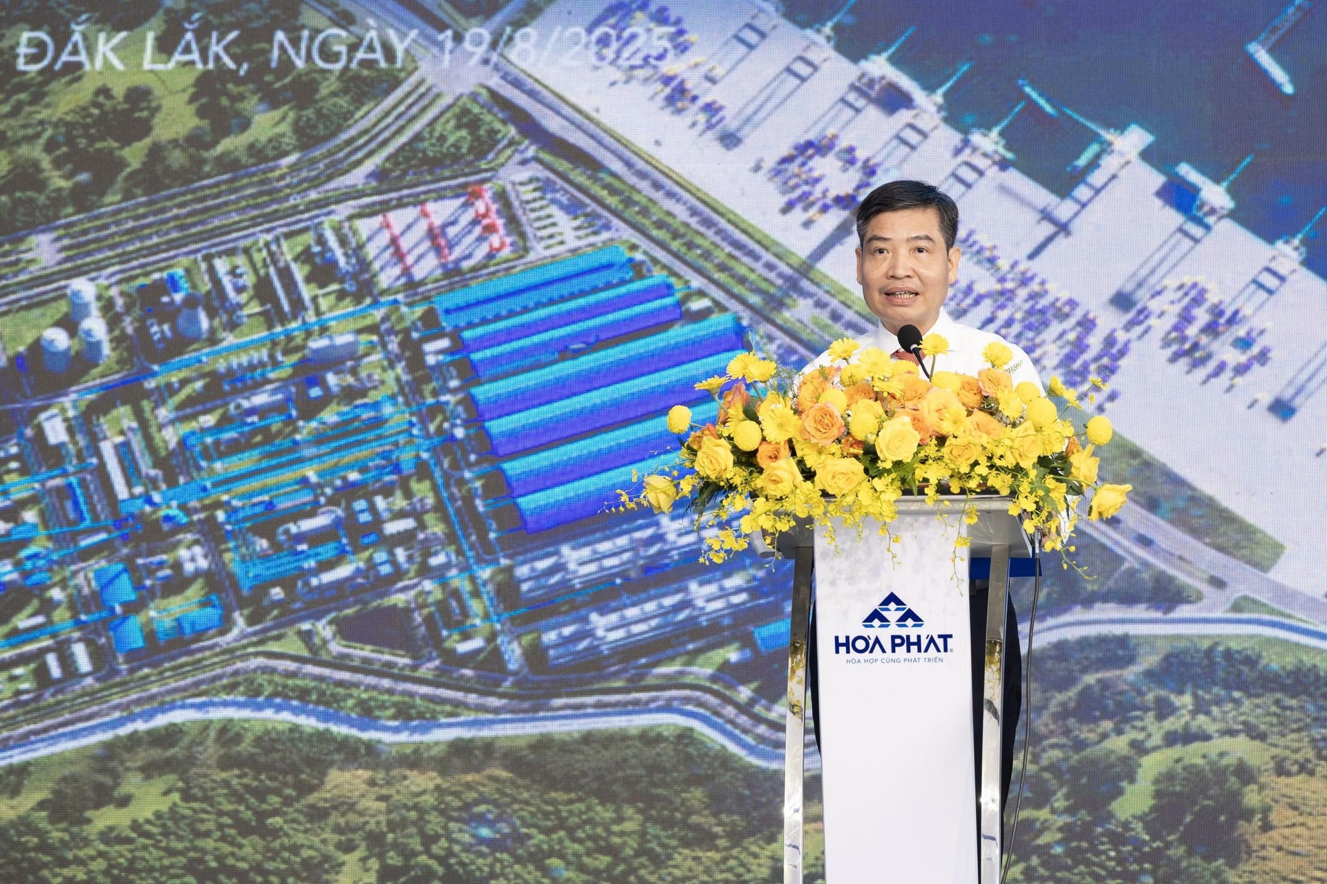 Tỷ phú Trần Đình Long khởi động dự án KCN Hòa Tâm – Giai đoạn 1 và Cảng Bãi Gốc, tổng vốn đầu tư 120.000 tỷ đồng- Ảnh 1.