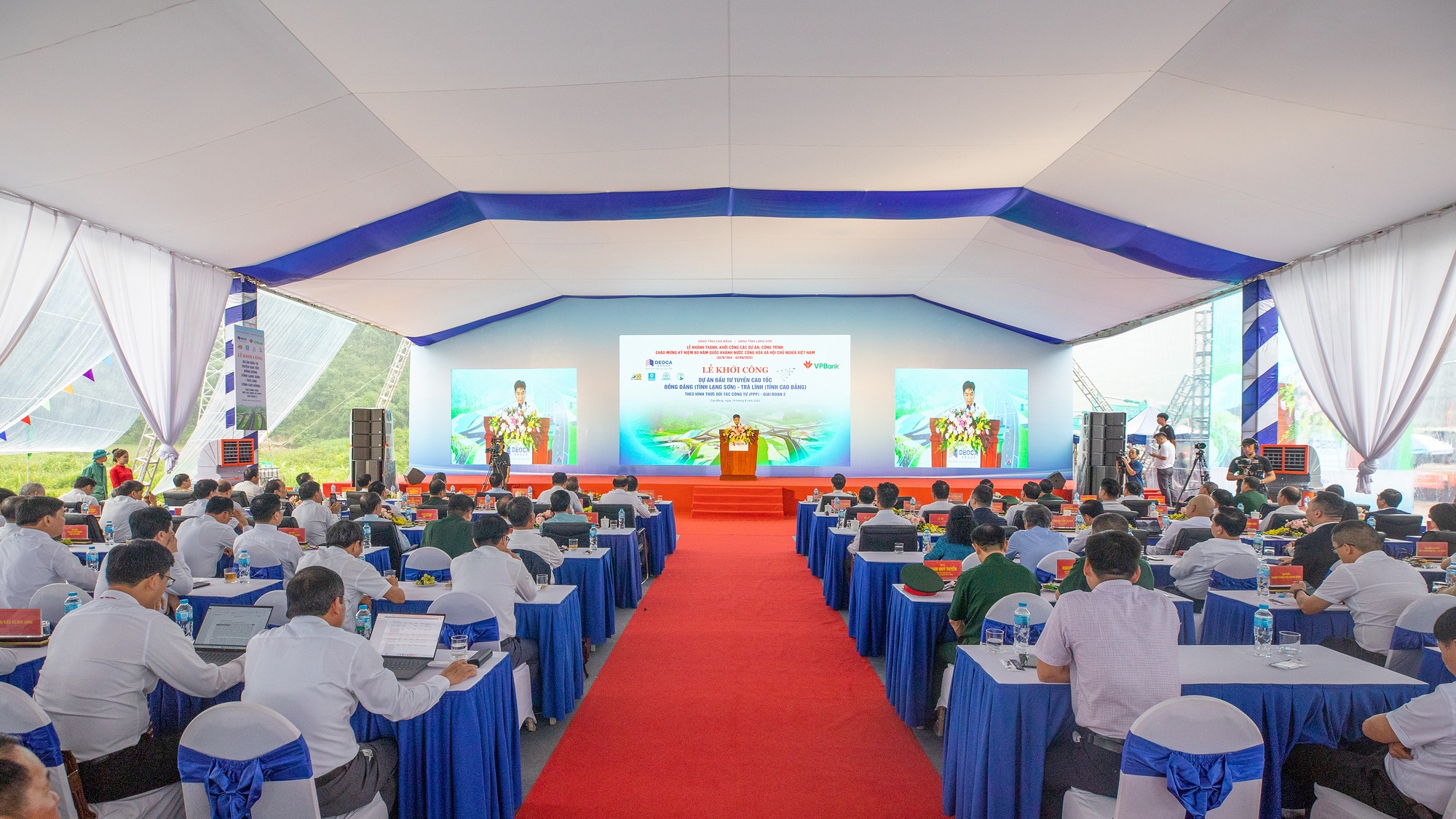 Dự án cao tốc của Đèo Cả quyết tâm ‘về đích’ sớm 1 năm, tạo kỷ lục trong lịch sử ngành giao thông Việt Nam- Ảnh 1.