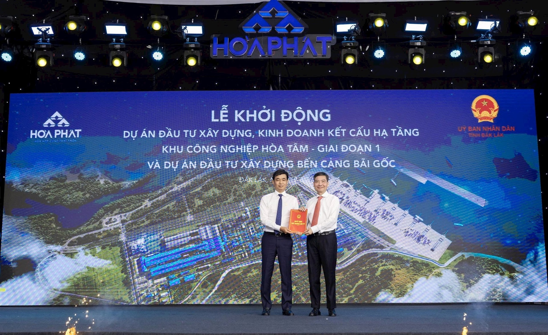 Tỷ phú Trần Đình Long khởi động dự án KCN Hòa Tâm – Giai đoạn 1 và Cảng Bãi Gốc, tổng vốn đầu tư 120.000 tỷ đồng- Ảnh 3.