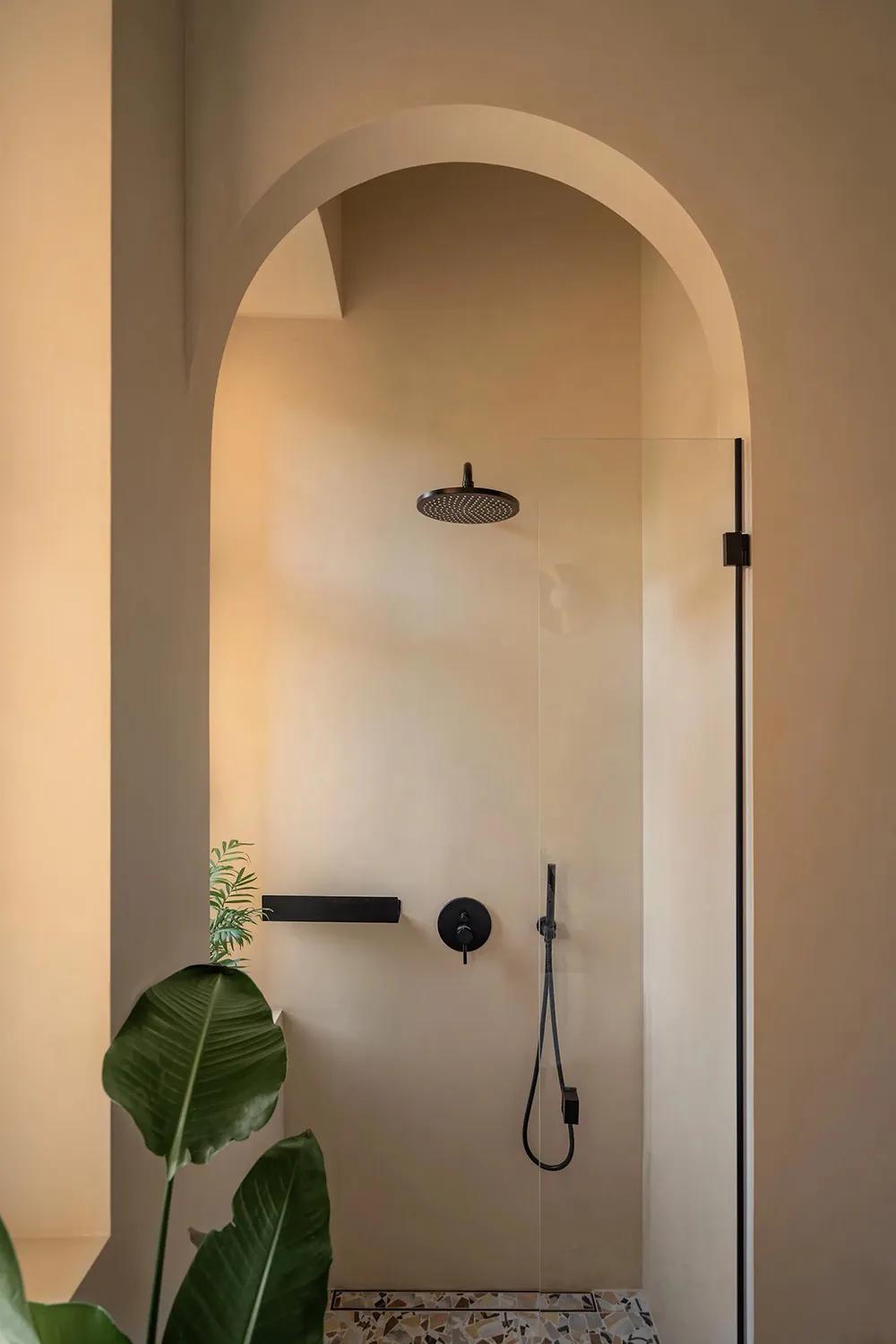 Ngắm căn hộ 97m2 được chấm 9/10 điểm phong thủy của cặp vợ chồng trung niên: Màu sắc, nội thất và năng lượng hài hòa dẫn lối may mắn- Ảnh 16. Ngắm căn hộ 97m2 được chấm 9/10 điểm phong thủy của cặp vợ chồng trung niên: Màu sắc, nội thất và năng lượng hài hòa dẫn lối may mắn- Ảnh 16.