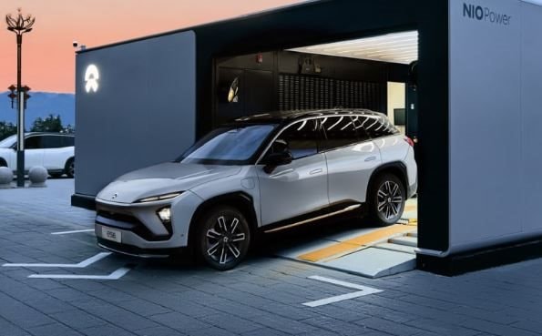 'Vua pin' Trung Quốc sẽ xây 10.000 trạm đổi pin xe điện vào năm 2028: Phục vụ 1 triệu xe mỗi ngày, mọi thao tác đều tự động, mất vỏn vẹn 3 phút- Ảnh 2. 'Vua pin' Trung Quốc sẽ xây 10.000 trạm đổi pin xe điện vào năm 2028: Phục vụ 1 triệu xe mỗi ngày, mọi thao tác đều tự động, mất vỏn vẹn 3 phút- Ảnh 2.