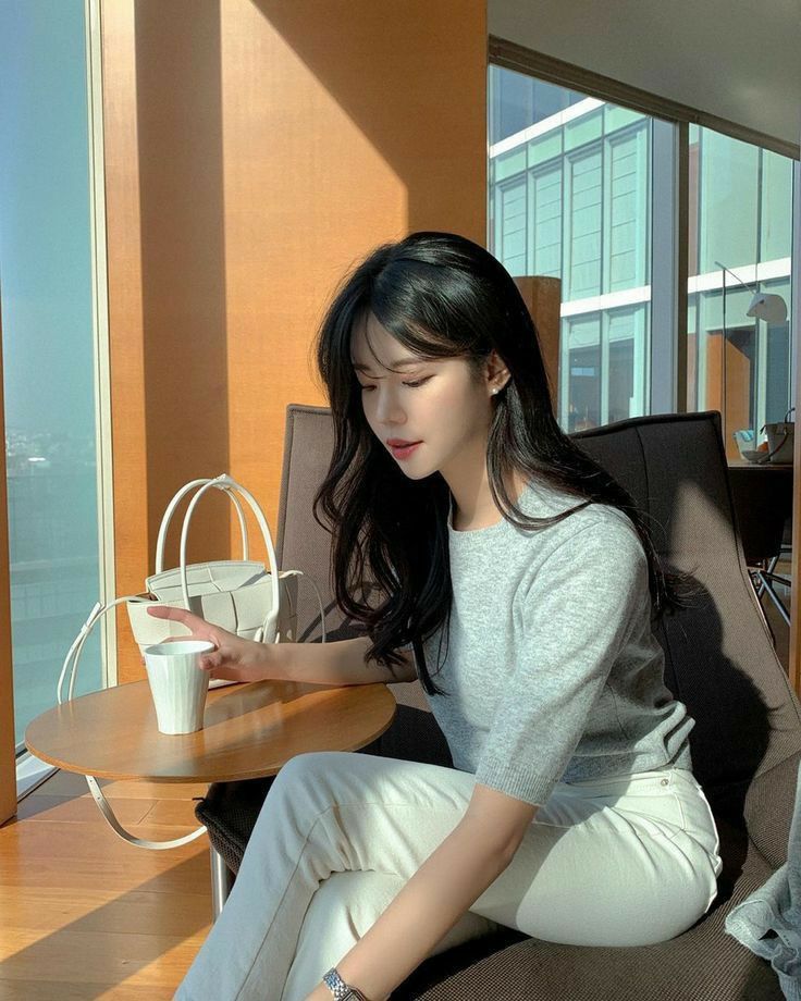 Giấc mơ “không cần lên công ty, chỉ cần laptop và wifi kiếm bộn tiền” vụn vỡ: Nhiều người đành quay lại làm nhân viên, bất chấp lương giảm thê thảm- Ảnh 2.