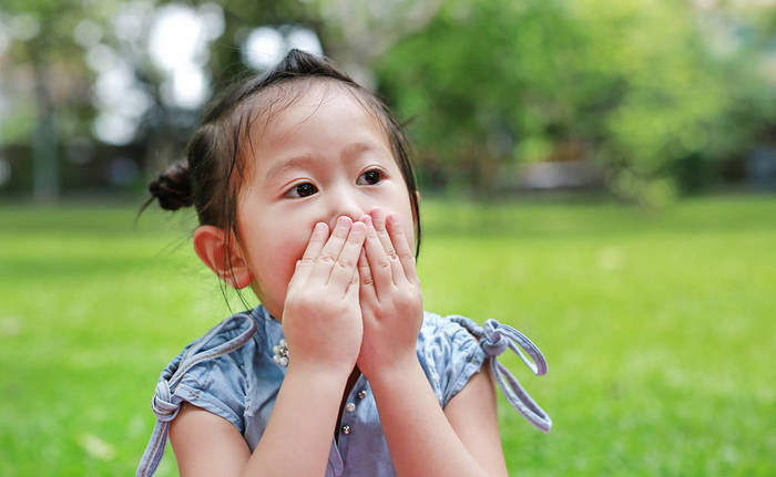 Không hề mê tín: Khoa học chỉ ra 3 dấu hiệu trên mặt tố cáo NGƯỜI XẤU, dạy con biết trước để tránh xa- Ảnh 1.