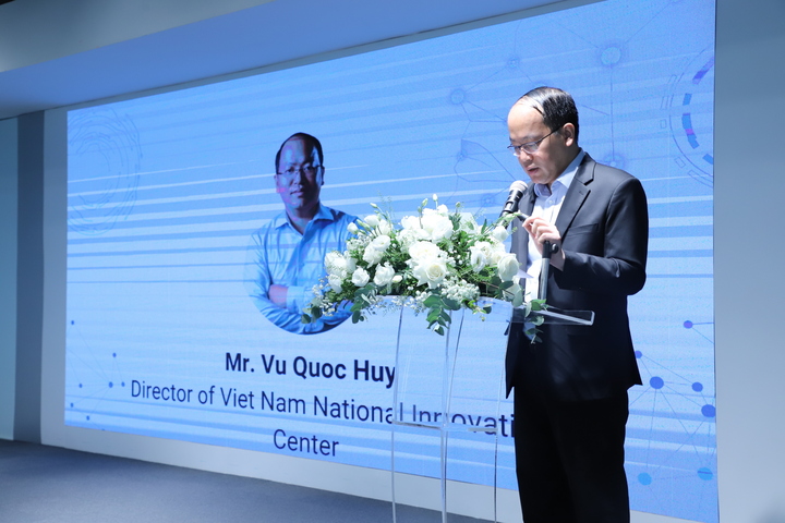 Đại sứ Anh tiết lộ bí quyết để Việt Nam 'thắng' trong ngành bán dẫn giá trị cao- Ảnh 2. Đại sứ Anh tiết lộ bí quyết để Việt Nam 'thắng' trong ngành bán dẫn giá trị cao- Ảnh 2.