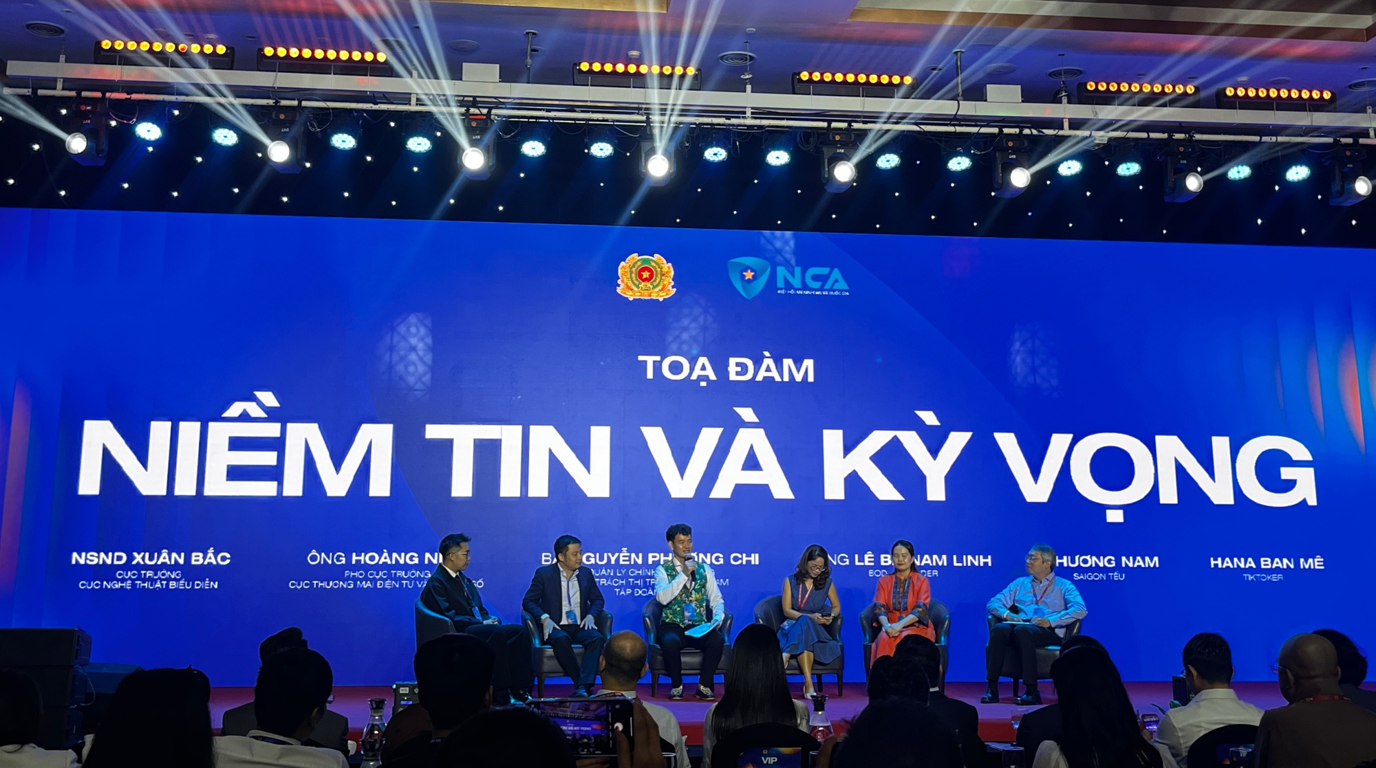 Cục trưởng Nguyễn Xuân Bắc gặp tình huống khó xử khi gọi điện cho người lạ và nói: “Xin chào anh, tôi tên là Xuân Bắc”- Ảnh 1.