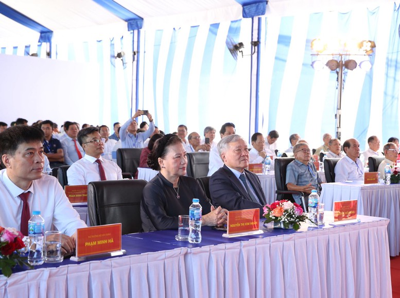 TRỰC TIẾP: Lễ khởi công, khánh thành 250 công trình tiêu biểu trên cả nước chào mừng Cách mạng tháng Tám và Quốc khánh 2/9- Ảnh 7. TRỰC TIẾP: Lễ khởi công, khánh thành 250 công trình tiêu biểu trên cả nước chào mừng Cách mạng tháng Tám và Quốc khánh 2/9- Ảnh 7.