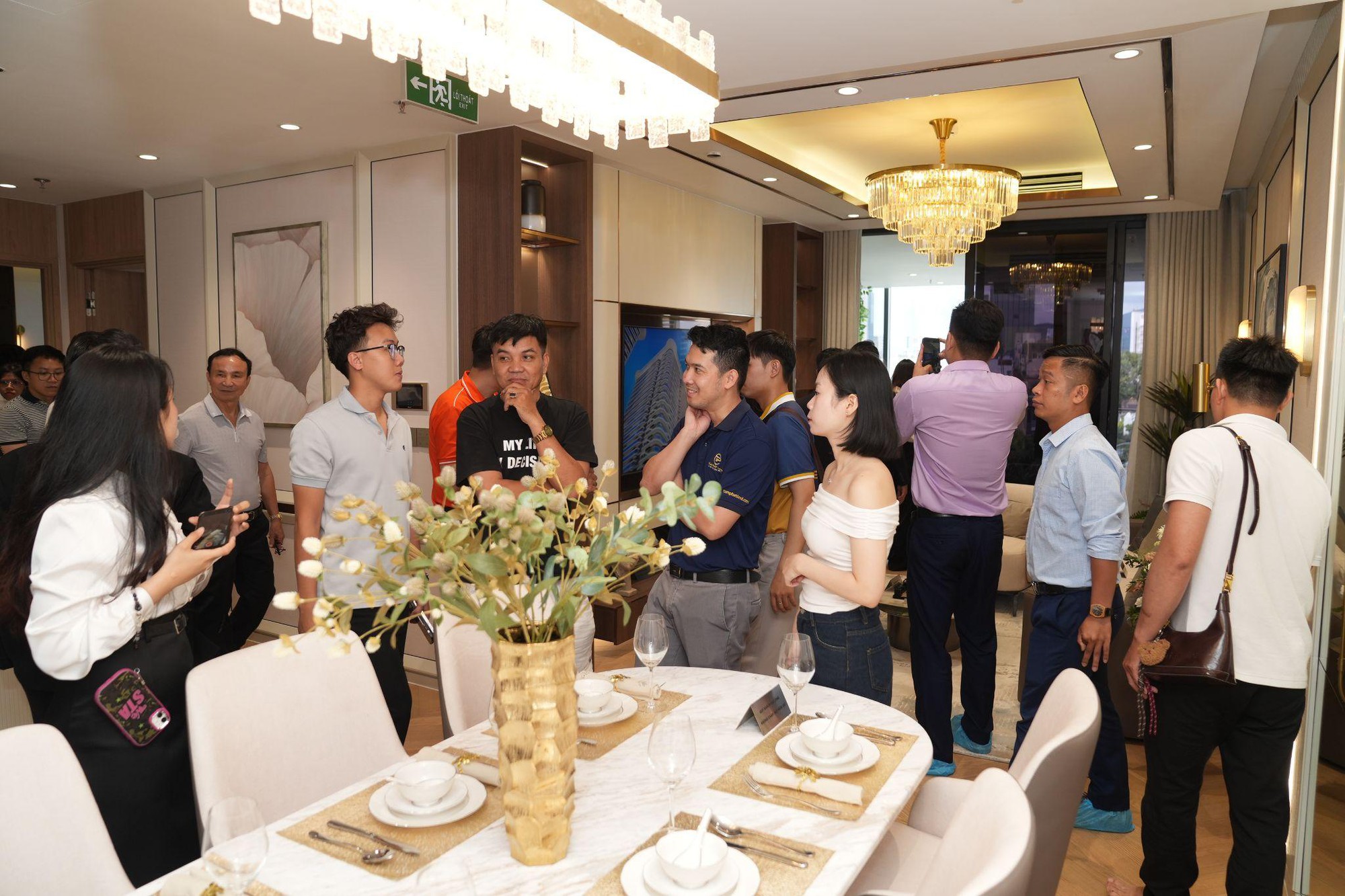 Ra mắt căn hộ mẫu và Sales Gallery The Legend Danang- Ảnh 2.