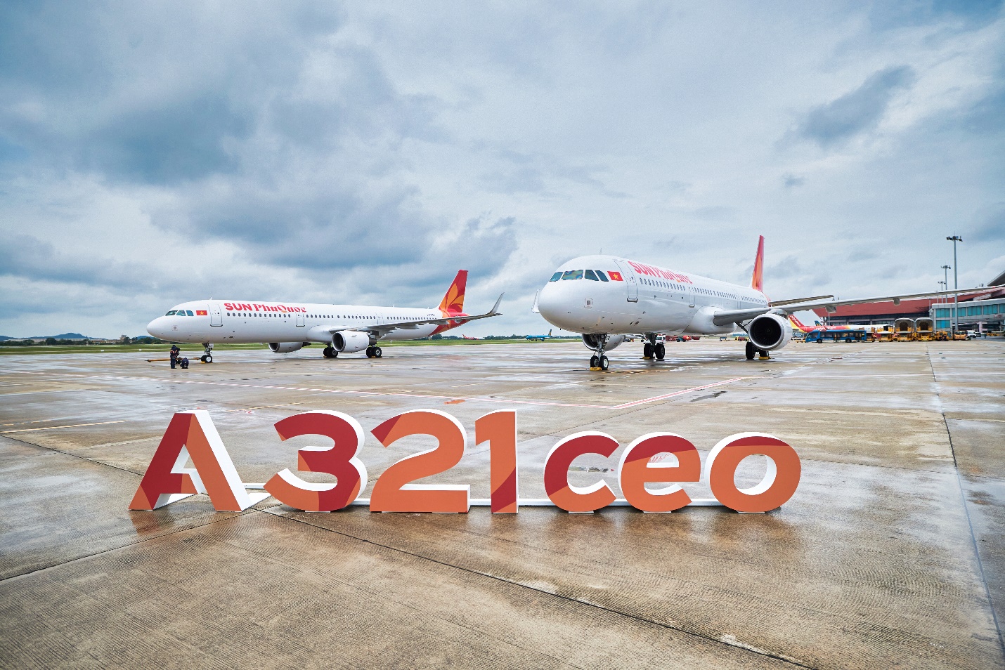 Chỉ 9 ngày sau khi đón tàu bay đầu tiên, Sun PhuQuoc Airways đón thêm 2 Airbus A321CEO- Ảnh 4. Chỉ 9 ngày sau khi đón tàu bay đầu tiên, Sun PhuQuoc Airways đón thêm 2 Airbus A321CEO- Ảnh 4.