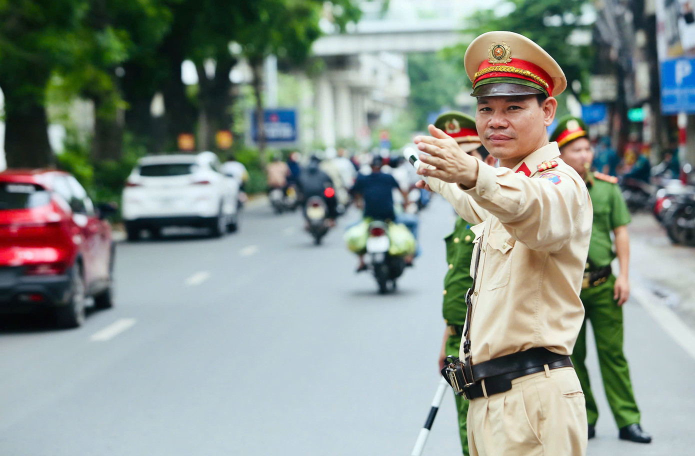 Cục CSGT phân luồng, hạn chế phương tiện về Hà Nội phục vụ kỷ niệm 80 năm Quốc khánh 2/9- Ảnh 1.
