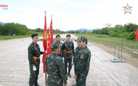 Thượng uý Lê Hoàng Hiệp "hạt nhài" nhưng hot hơn cả dàn nghệ sĩ ở Sao Nhập Ngũ!- Ảnh 1.