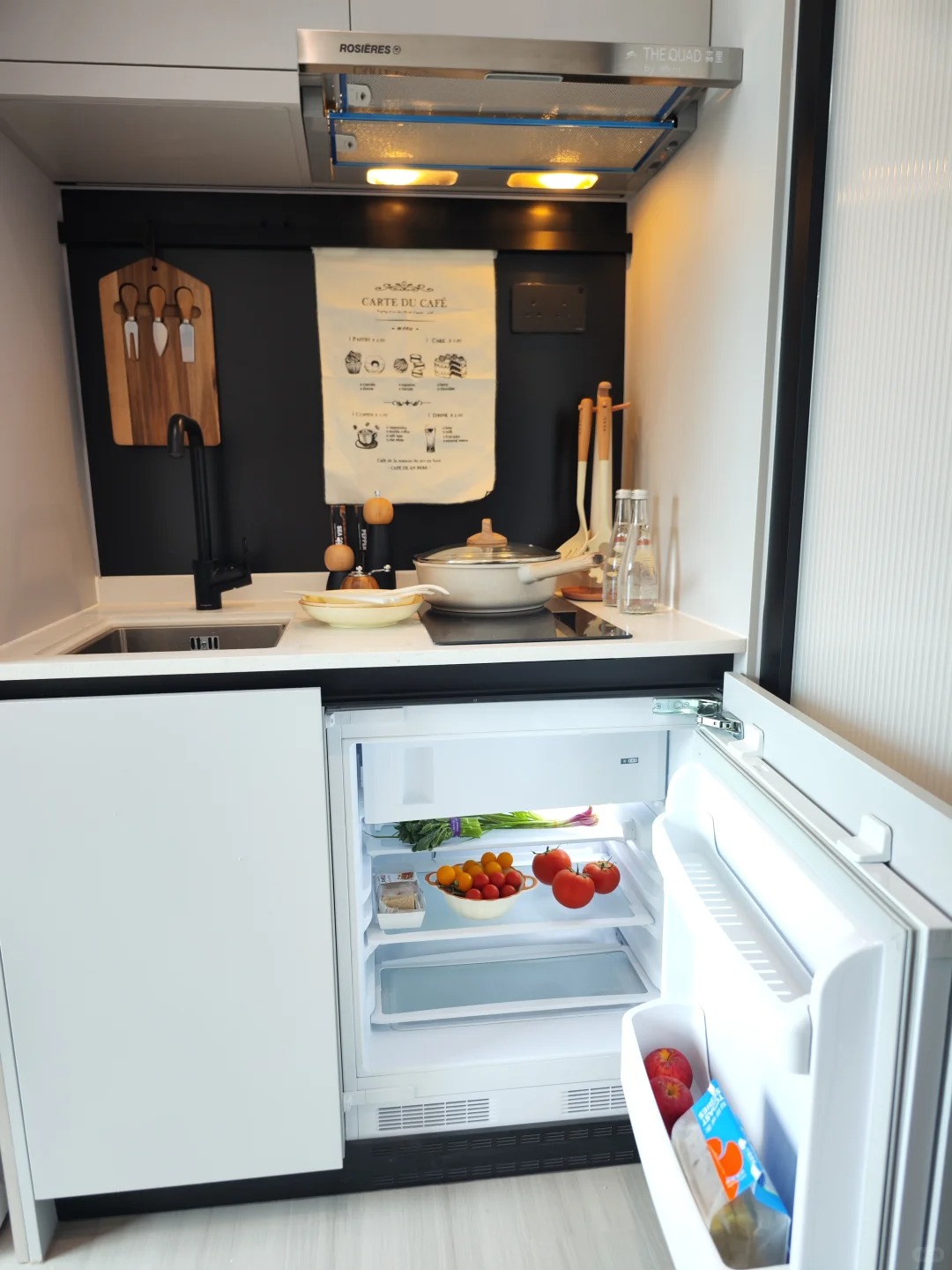 Ngôi nhà 12m² có đủ 2 phòng ngủ, 2 phòng khách và cả ban công – sống nhỏ mà không hề thiếu thốn- Ảnh 3. Ngôi nhà 12m² có đủ 2 phòng ngủ, 2 phòng khách và cả ban công – sống nhỏ mà không hề thiếu thốn- Ảnh 3.