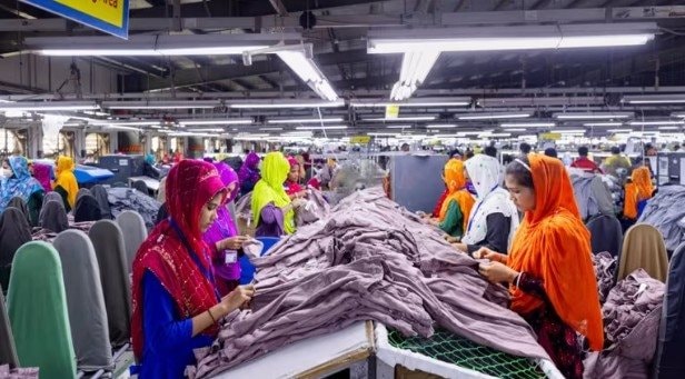 4 triệu lao động ngành may mặc của một nền kinh tế nổi tiếng gia công dệt may đối mặt nguy cơ thất nghiệp- Ảnh 5. 4 triệu lao động ngành may mặc của một nền kinh tế nổi tiếng gia công dệt may đối mặt nguy cơ thất nghiệp- Ảnh 5.