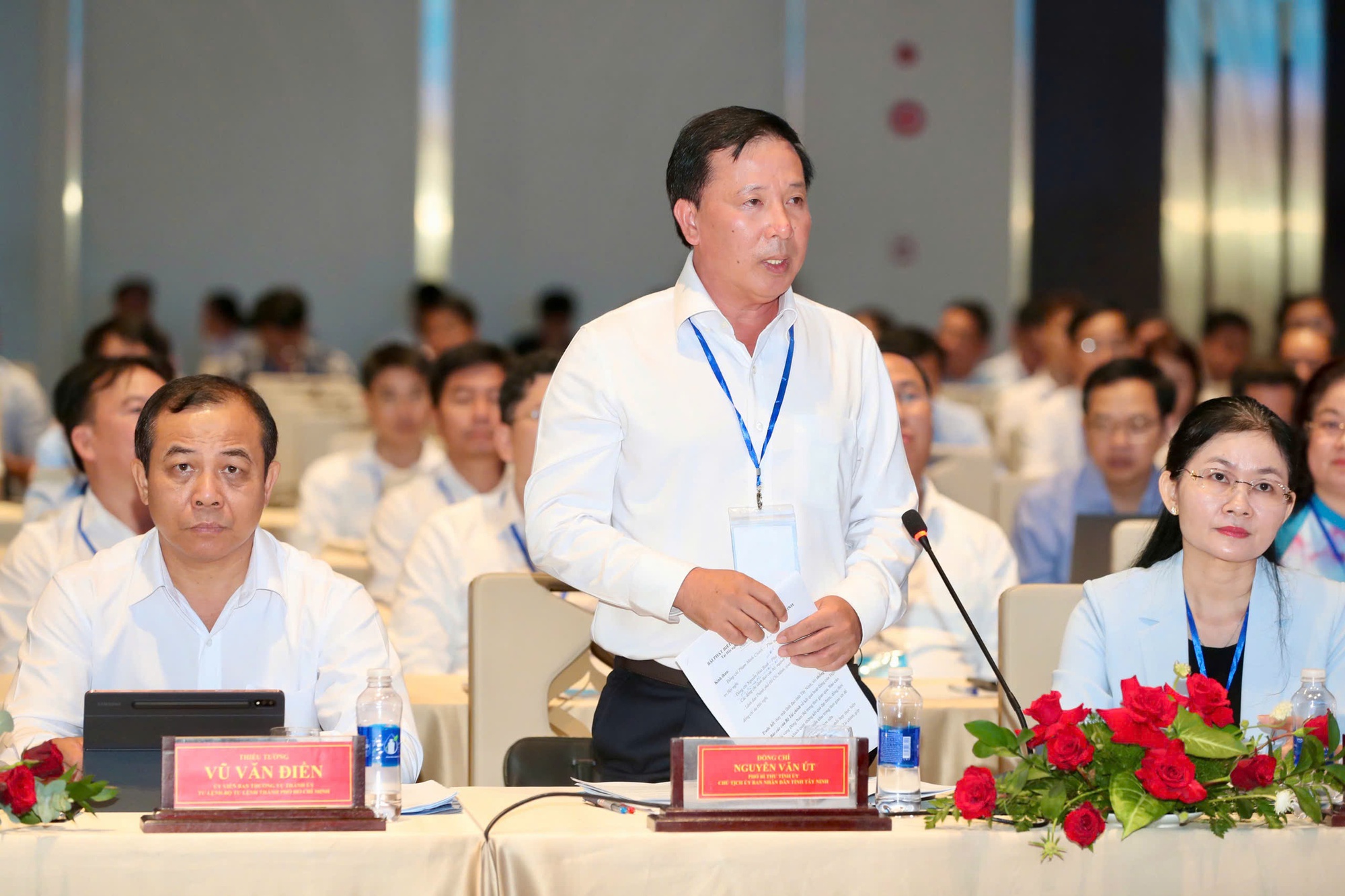 Thủ tướng Phạm Minh Chính yêu cầu TP HCM phát huy tinh thần “5 đi đầu”- Ảnh 8. Thủ tướng Phạm Minh Chính yêu cầu TP HCM phát huy tinh thần “5 đi đầu”- Ảnh 8.