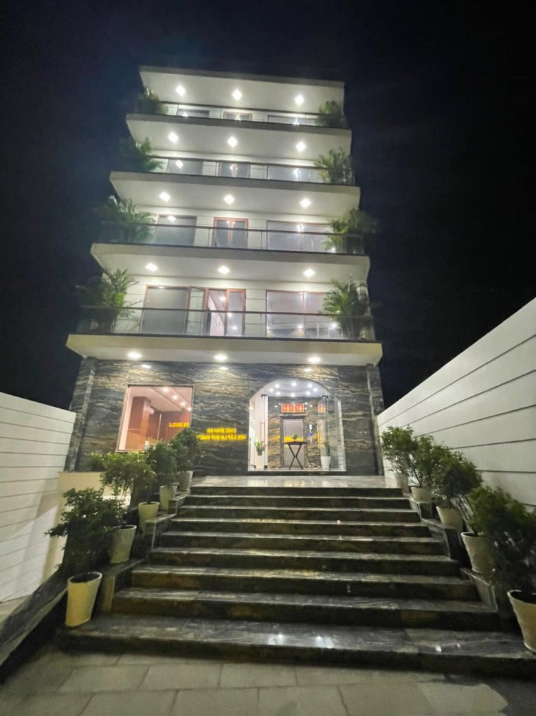 Nam ca sĩ sở hữu khách sạn 50 phòng, ở penthouse cao cấp tại Thủ Đức, U50 dự định có con với bạn gái- Ảnh 6.