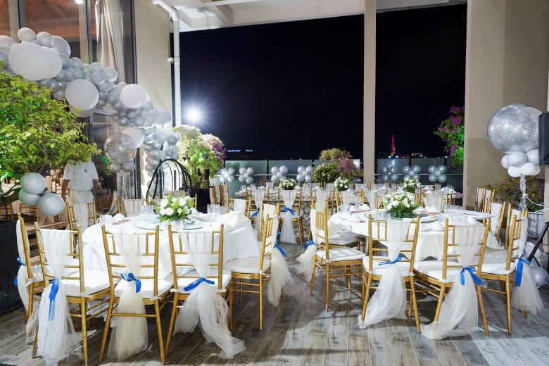 Nam ca sĩ sở hữu khách sạn 50 phòng, ở penthouse cao cấp tại Thủ Đức, U50 dự định có con với bạn gái- Ảnh 5.