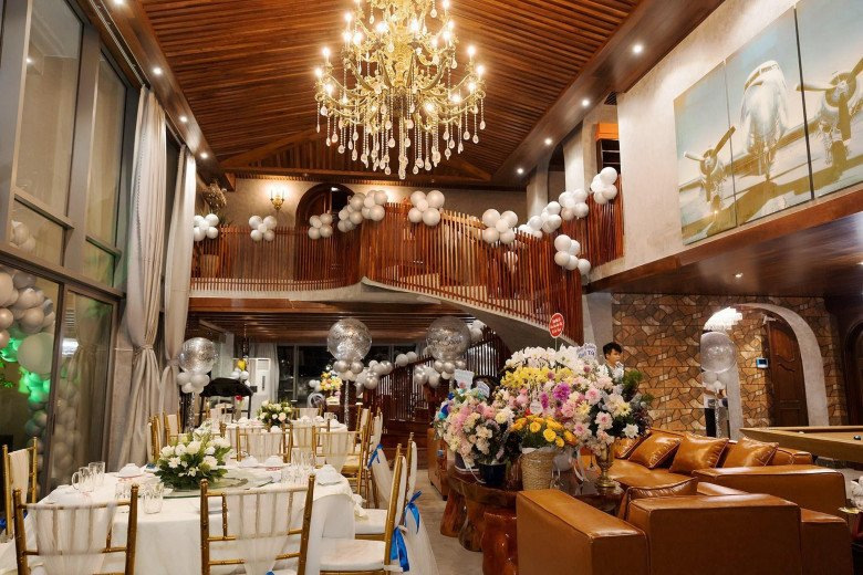 Nam ca sĩ sở hữu khách sạn 50 phòng, ở penthouse cao cấp tại Thủ Đức, U50 dự định có con với bạn gái- Ảnh 4.