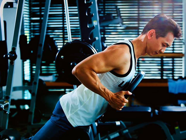 Chủ tịch ACB U50 body vẫn 6 múi cuộn cuộn gây bão mạng xã hội, bí quyết là đây!- Ảnh 8. Chủ tịch ACB U50 body vẫn 6 múi cuộn cuộn gây bão mạng xã hội, bí quyết là đây!- Ảnh 8.