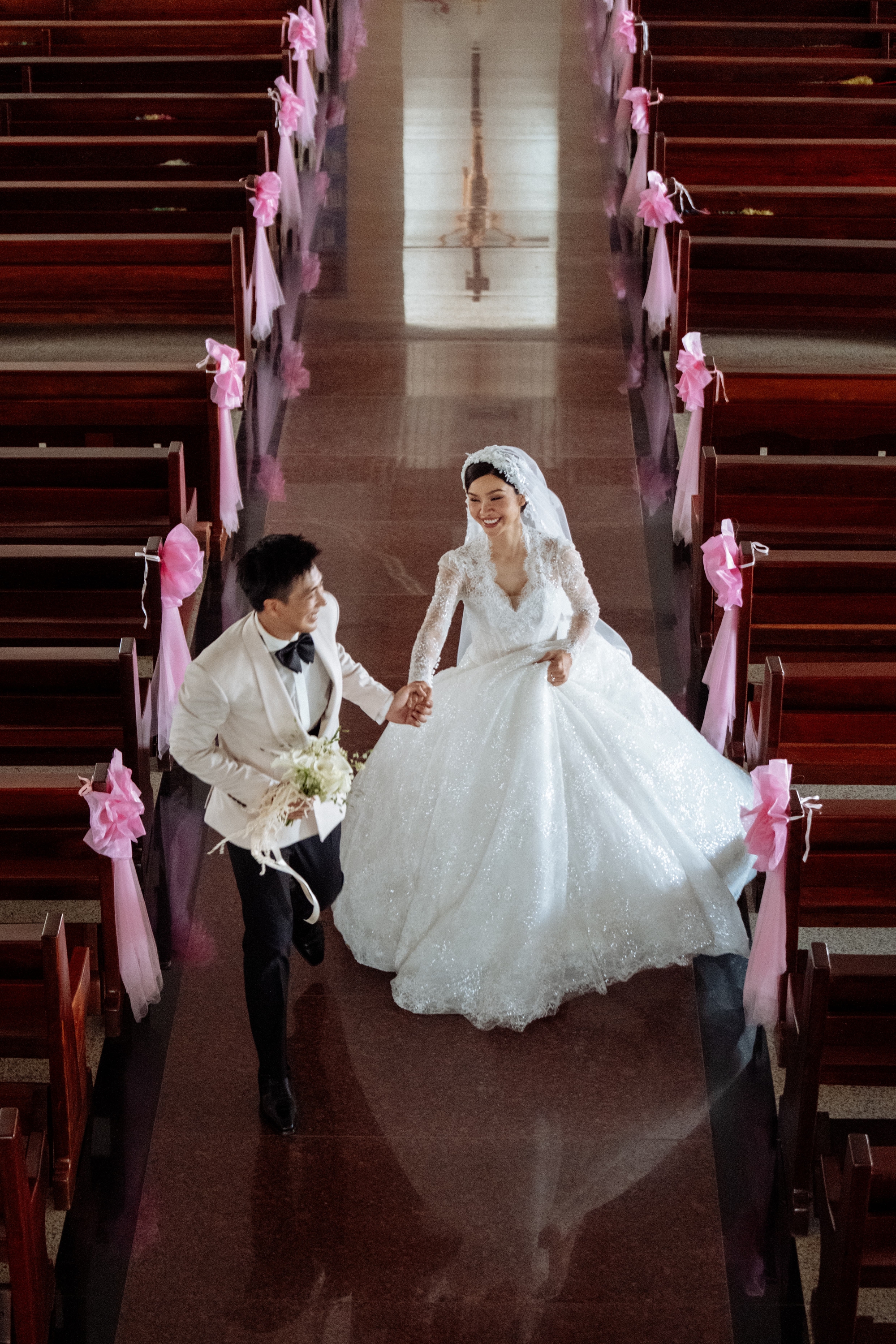Cặp đôi người mẫu - diễn viên Vbiz bất ngờ tung ảnh cưới bí mật sau 5 năm hẹn hò- Ảnh 7. Cặp đôi người mẫu - diễn viên Vbiz bất ngờ tung ảnh cưới bí mật sau 5 năm hẹn hò- Ảnh 7.