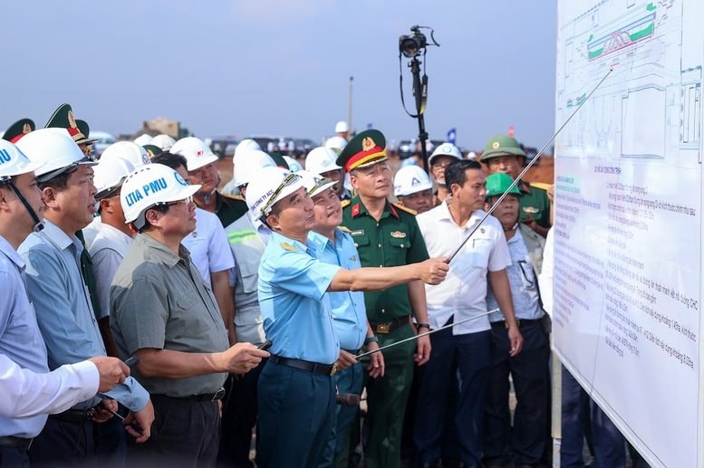 Siêu dự án hơn 16 tỷ USD chốt ngày trọng đại, Thủ tướng đồng ý 1 đề xuất tại công trường- Ảnh 4. Siêu dự án hơn 16 tỷ USD chốt ngày trọng đại, Thủ tướng đồng ý 1 đề xuất tại công trường- Ảnh 4.