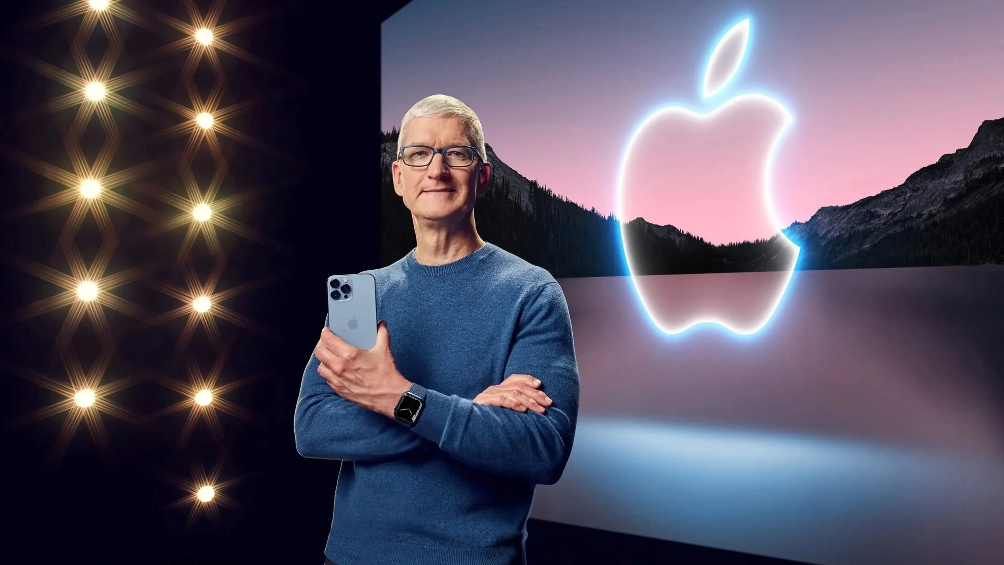 Bất ngờ với số iPhone mà Apple đã bán ra sau 18 năm- Ảnh 1. Bất ngờ với số iPhone mà Apple đã bán ra sau 18 năm- Ảnh 1.
